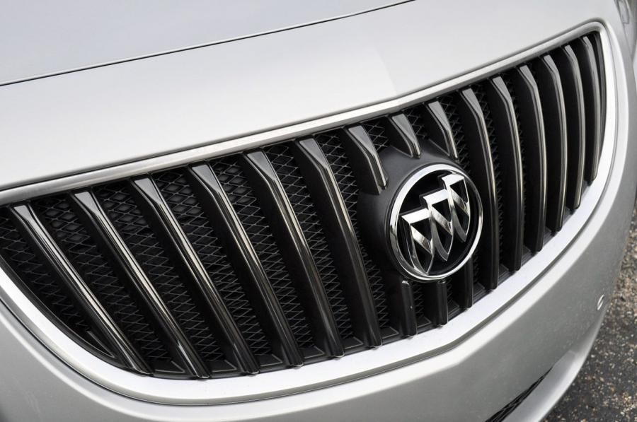  Buick Regal GS 2012 года  (фото 49 из 90)